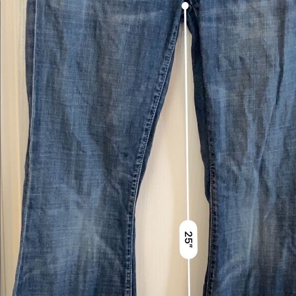 American eagle Vintage 77 jeans Size 2 short - Picture 12 of 13